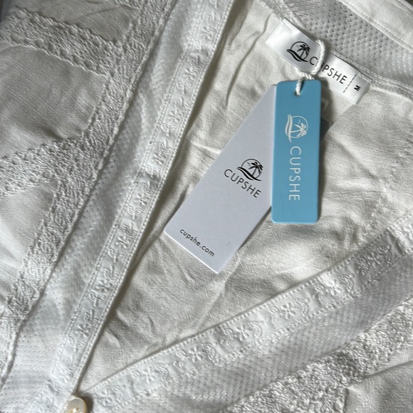 CUPSHE Solid White V-neck Elbow Sleeve Casual Cotton Loose Mini Dress - Picture 4 of 4